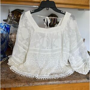 Champagne & Strawberry White Lace/Eyelet Beautiful Blouse Sz M🤍